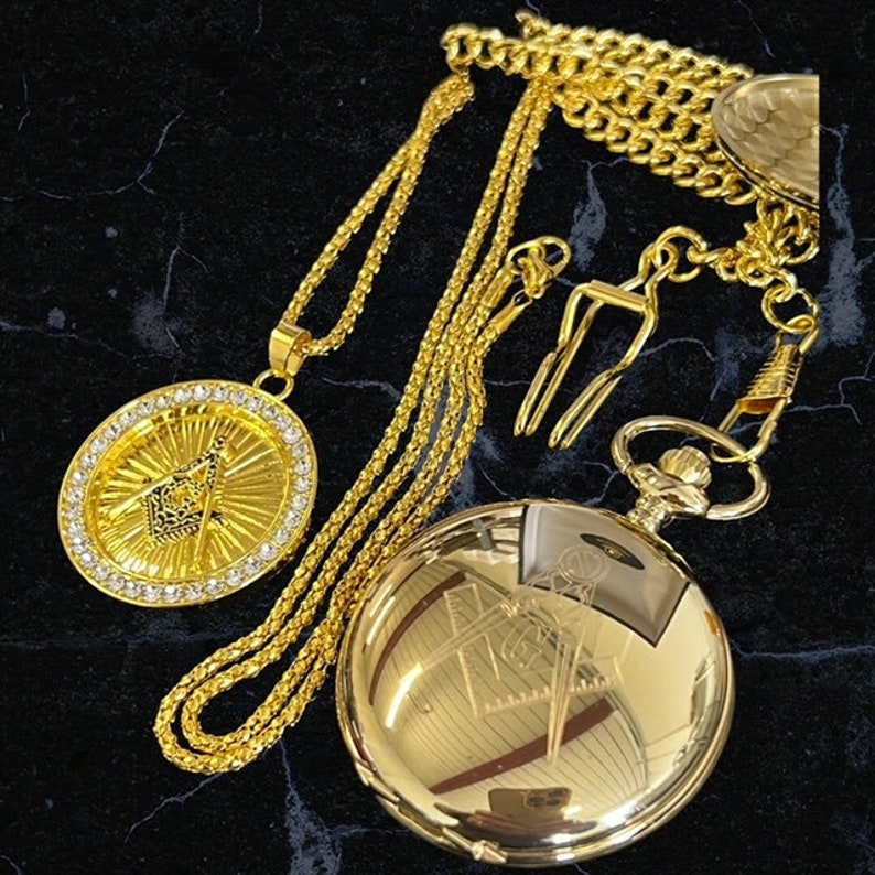 Master Mason Blue Lodge Pocket Watch - Gift Set With A Set Of Necklace 24k Gold Clad Engraved - Bricks Masons
