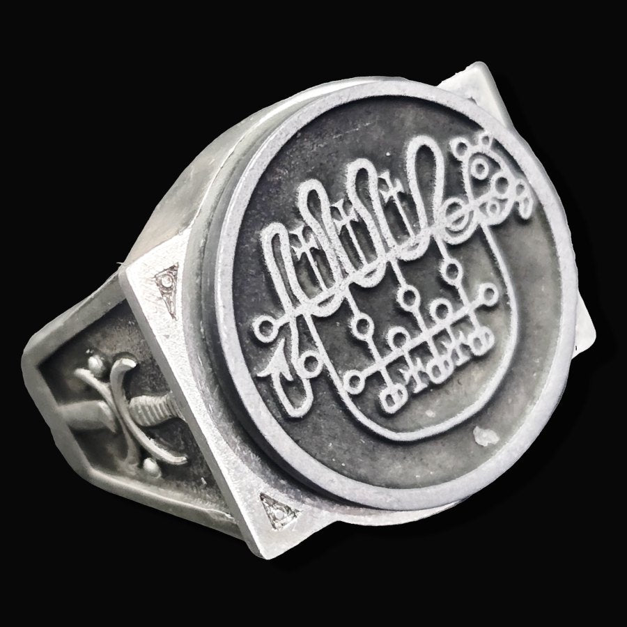 Demon Ring 42 DUKE VEPAR 72 Demons Lesser Key of Solomon Goetia In Silver 2.2 cm x 1.8 cm 18 Gr Art 1820 - Bricks Masons