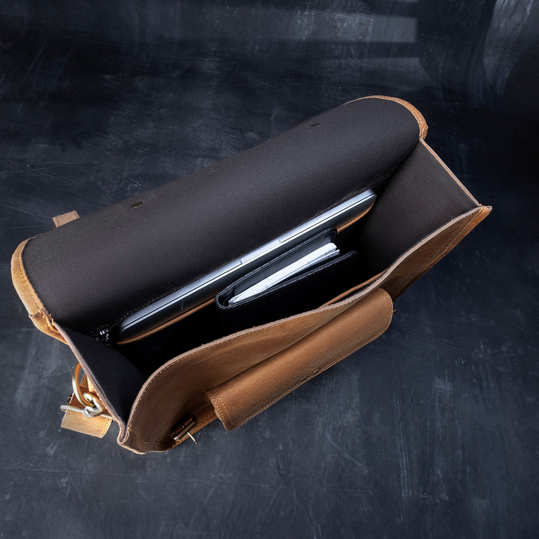 Council Briefcase - Genuine Cow Leather - Bricks Masons