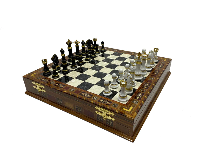 Council Chess Set - 16.5" (42cm) - Bricks Masons