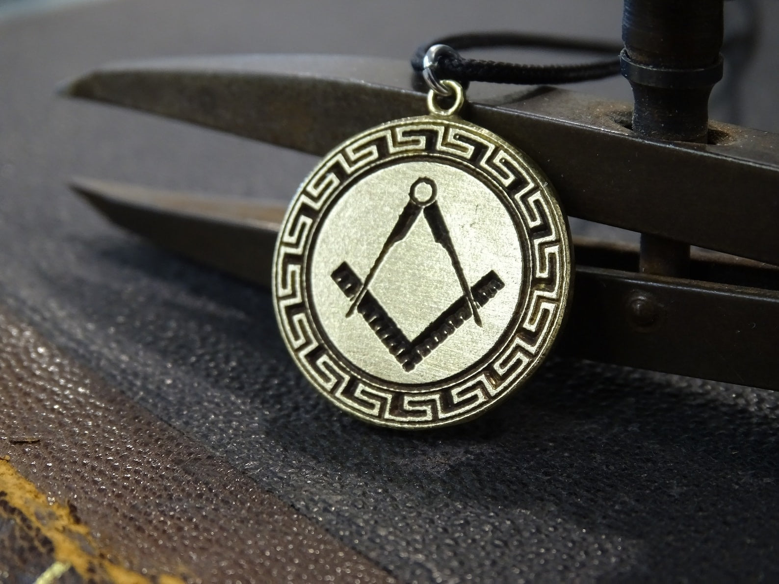 Master Mason Blue Lodge Necklace - Brass Circular Pendant - Bricks Masons