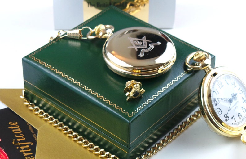 Master Mason Blue Lodge Pocket Watch - Personalised 24k Gold Clad Gift Case with Certificate - Bricks Masons