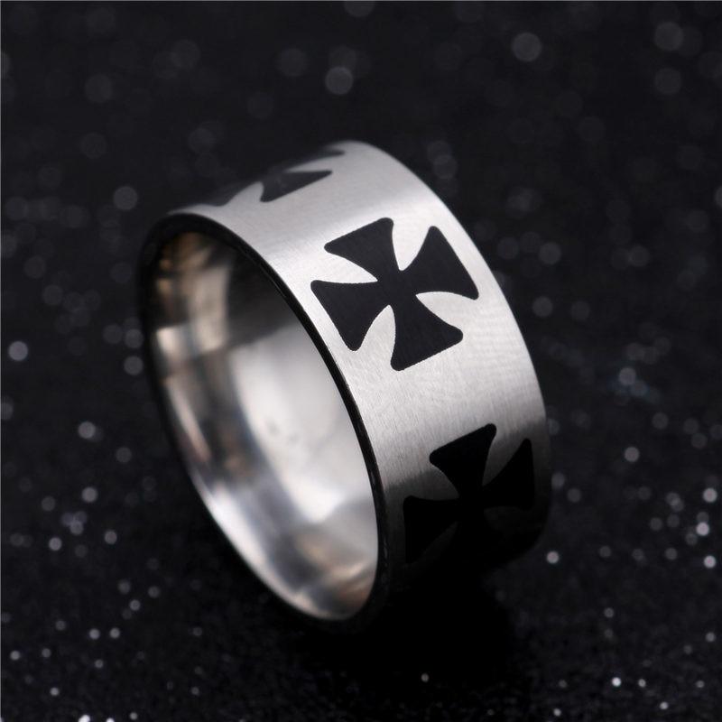Knights Templar Ring - Stainless Steel Black Cross - Bricks Masons