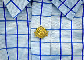 Master Mason Blue Lodge Button Cover - Gold - Bricks Masons