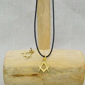 Master Mason Blue Lodge Necklace - Gold Plated Leather Chain Square & Compass Pendant - Bricks Masons