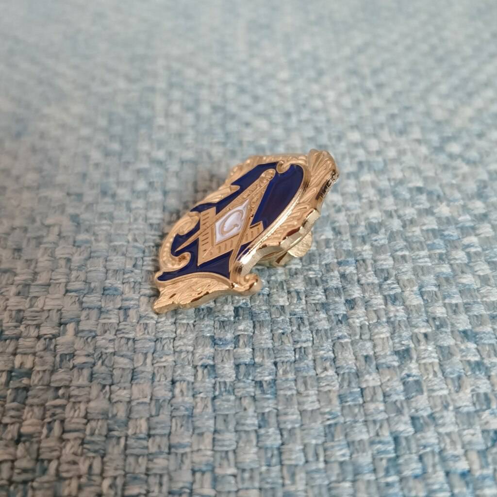 Master Mason Blue Lodge Lapel Pin - Square & Compass G Blue & Gold