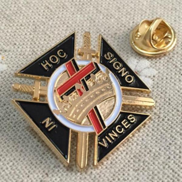 Knights Templar IN HOC SIGNO VINCES Masonic Lapel Pin - Bricks Masons